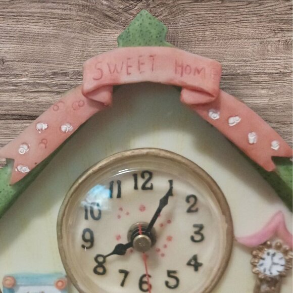 "Sweet Home"Vtg Cow Family Mantel Clock Figurine '11'H - Picture 3 of 11